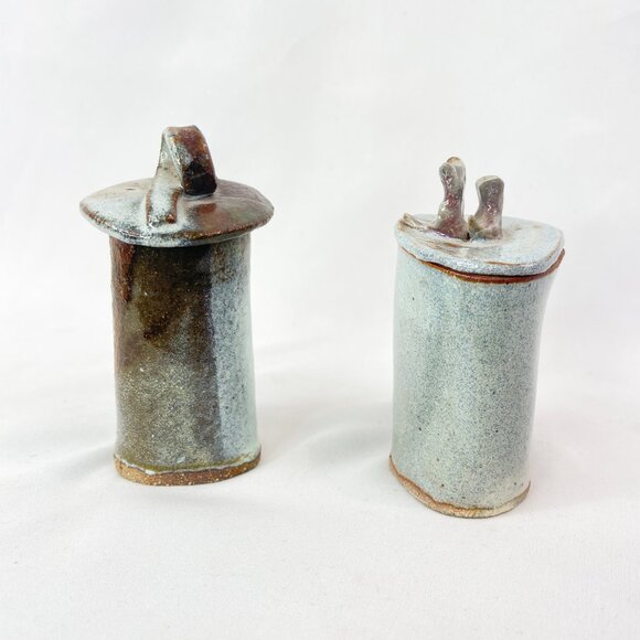 Vintage Paul Stubbs Pottery Jars - Twisty Loop and Cat Tops - Picture 4 of 7